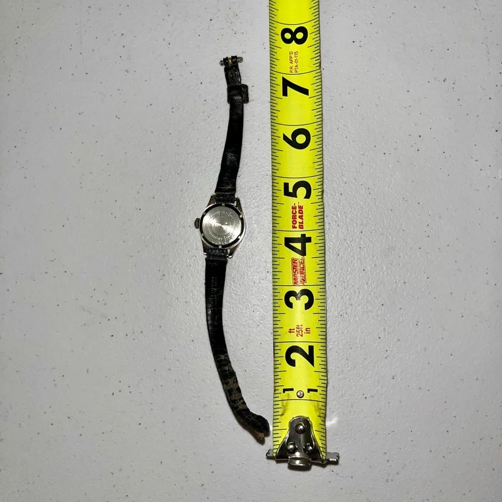 Eloga Ladies Analog Watch